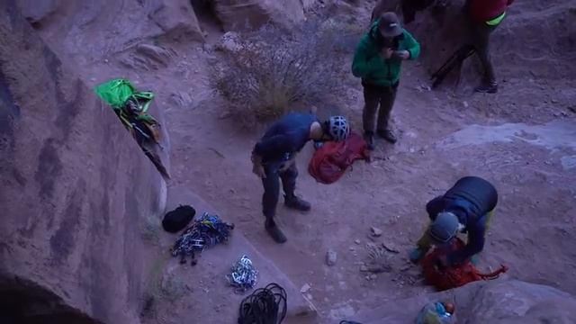 Amazon com Olympus OM D E M10 Mark III Camera Body Black, Wi Fi Enabled, 4K Video Camera & Phot смотреть онлайн