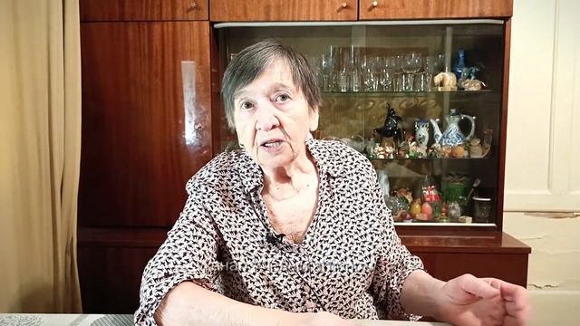 Прививаем на яблоню несколько сортов яблок, груш и    персиков