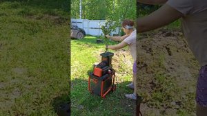 садовый измельчитель Black+ decker