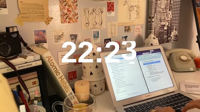 Study with me l 45 min cozy Lofi music light study session🎧 light academia desk motivation to study смотреть онлайн