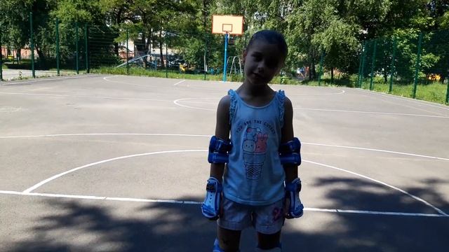 Как тормозить на роликах. Два простых способа торможения. Т-стоп ПЛУГ смотреть онлайн