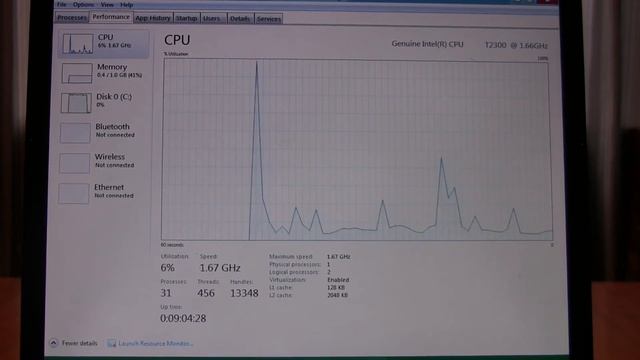 First look at Windows 8 installed on IBM Thinkpad laptop смотреть онлайн
