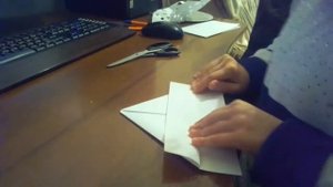 Как делать маленькие кораблики из листа