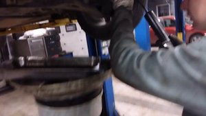 Замена сальника правого привода МКПП Форд Фокус 3