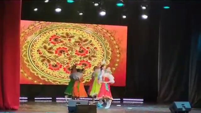 646 Русская плясовая   Ансамбль народного и эстрадного танца 'Антураж', пгт  Славянка, Приморский к