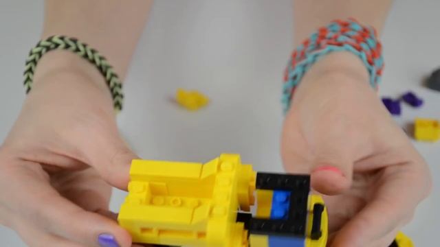 Складываем конструктор Самосвал Creative master. Видео для детей. Транспорт. часть 2