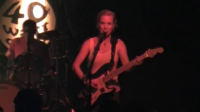 Throwing Muses - 2011.10.12 @ 40 Watt Club (Athens PopFest 2011) Part 1 смотреть онлайн