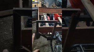 Крепление под топливный бак мотороллера муравей.