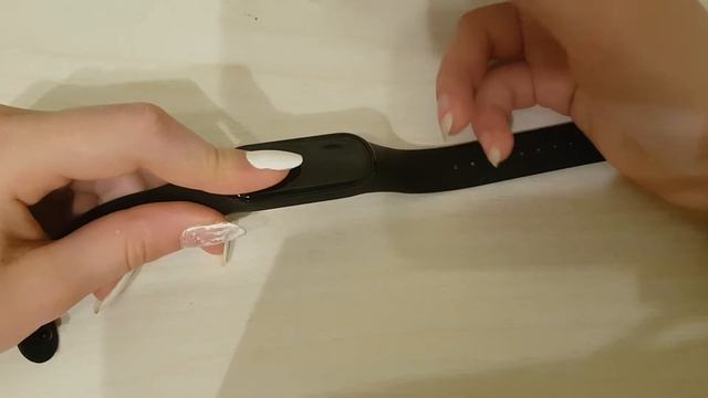 Как легко и правильно вынуть mi smart band 4 из ремешка. смотреть онлайн