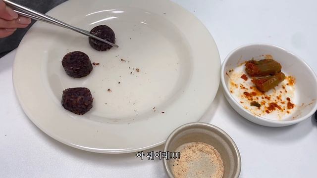 [Sub]자취브이로그 푸라닭 고추마요치킨에 불닭볶음탕면, 불닭김밥에 어묵탕만들어먹는 불닭쳐돌이 자취생요리🥵