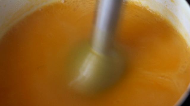 Рецепт гарбузового супу з плавленим сиром. Гарбузовий суп з сиром, гарбузовий суп-пюре, крем суп смотреть онлайн