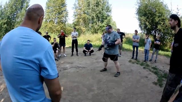 Ножевой бой. Чем заняться в выходной день?