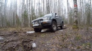 Toyota Hilux Surf 130 И Mitsubishi Pajero2