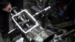 Разборка КПП. ВАЗ классика.Ремонт КПП ВАЗ 2107 (часть 2)