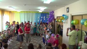 вручение цветов выпуск 2015