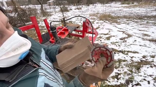 521. Тестируем станок для выточки кирпича и стойку!!!. Точим карнизный кирпич.