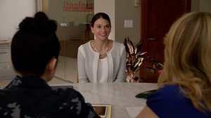 Эмили в Париже с Лили Коллинз и еще топ 5 похожих сериалов и фильмов! Топ фильмов о моде и рекламе!