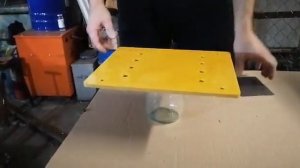 Где находится заряд в конденсаторе.Часть 1.