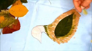 Красивая Осенняя поделка птица ПАВЛИН из листьев своими руками для детского сада