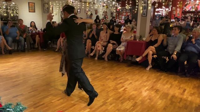 Singapore Tango Weekend 2022 Neri Piliu and Yanina Quiñones 1/4 Sin Lágrimas- Osvaldo Pugliese смотреть онлайн