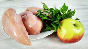 КУРИНЫЙ ФАРШ + ЯБЛОКО = Вкусный рецепт для всей семьи | Просто Кухня - Выпуск 141