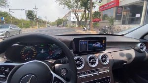 Tính năng đổ xe tự động trên Mercedes C200 Exclusive 2019