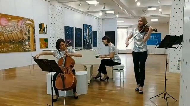 Fiesta Trio смотреть онлайн