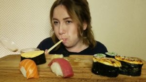 СУШИ РОЛЛЫ МУКБАНГ ЗАПЕЧЕННЫЕ гунканы АСМР | SUSHI ROLLS MUKBANG ASMR 먹방 eatingshow