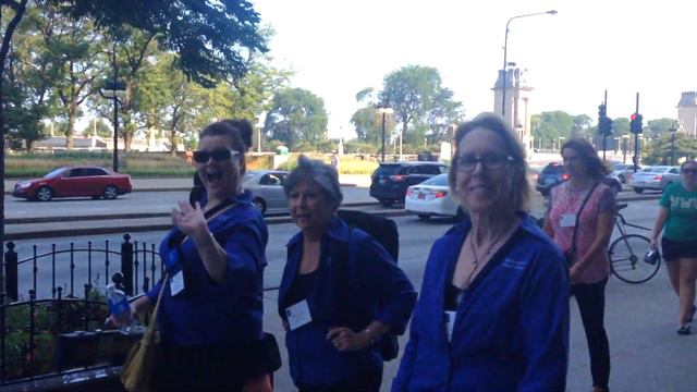 Viviana's Chicago Flute Flash Mob (feat. drone video footage) смотреть онлайн