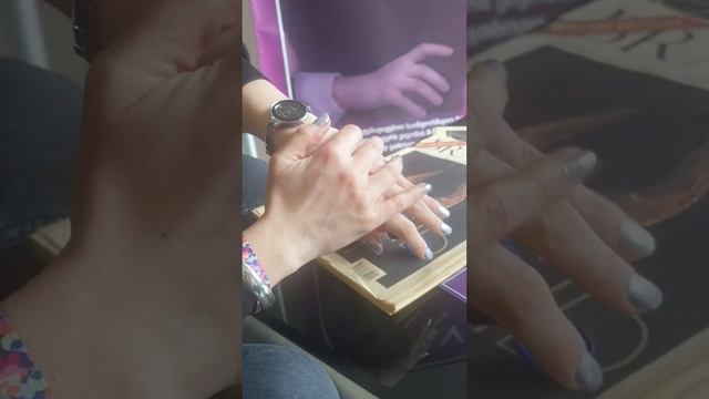 Avon Care Hand Cream смотреть онлайн