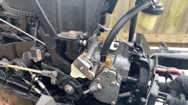 Mercury 25 HP EH Pull to Prime, Choke Explanation смотреть онлайн