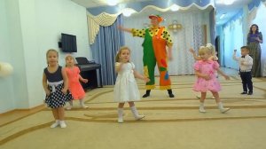 Веселая песенка из мультика. Утренник в детском саду