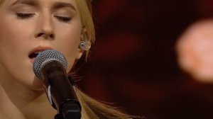 ROKSANA WĘGIEL/ ROXIE - ROZKWITAŁY PĄKI BIAŁYCH RÓŻ