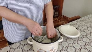 Как Галя отбеливает белые вещи.
