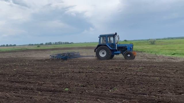 Мтз80.1 Мтз82.1 двигуни Д-243, Мерседес ОМ 366 в культівації.