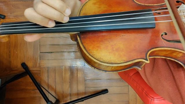 Close up study of Bach Chaconne in d minor (excerpt) part 1 смотреть онлайн