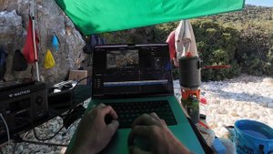 Мототрип Никиты Пугачева с генератором Wattico Camp 300 Pro из Питера в Стамбул. Реальный опыт