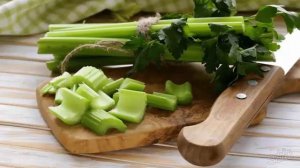 Польза сельдерея. Рецепт смузи из сельдерея