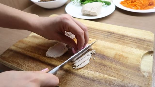 САЛАТ КЕНЗО С ОПЯТАМИ И ЖАРЕНЫМ КАРТОФЕЛЕМ