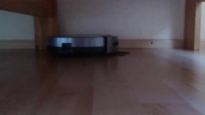 Работа робота пылесоса