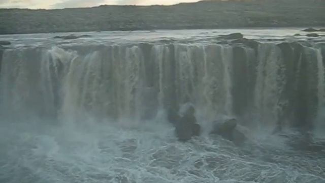 Selfoss waterfall, Iceland смотреть онлайн