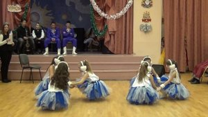 Танец на Новый год. Шапки-ушанки. 28.12.2015