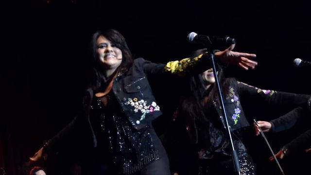 Lorenzo Antonio y SPARX - "Vamos A Jugar" (en vivo) смотреть онлайн