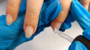 Простой маникюр ?. Маникюр для начинающих. Весь процесс от начала и до конца за 7 минут.