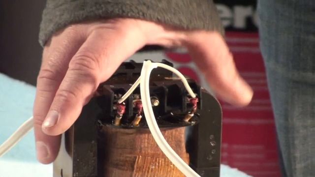 Инструмент для резки пенопласта, лучковая пила с нихромовой проволокой в народе "Коза"