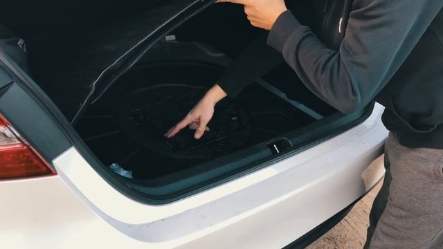 Новая TOYOTA CAMRY 70. 2.300.000 руб??! За что?!