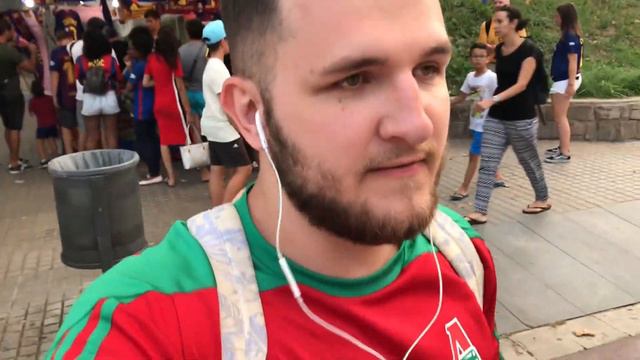 ФК Барселона . Камп Ноу. Шаурма и готический квартал в Барселоне смотреть онлайн