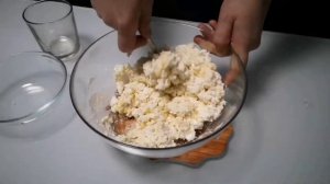 Сырники из творога с яблочной начинкой - Творожники на сковороде за 5 минут