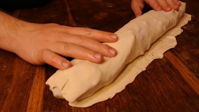 ПРИГОТОВИЛИ ШТРУДЕЛЬ С ЯБЛОКАМИ И ВИШНЕЙ / КАК ПРИГОТОВИТЬШТРУДЕЛЬ С ВИШНЕЙ
