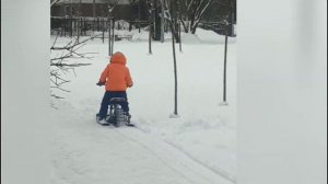 Бомбический гусеничный электро снегокат своими руками. Второй сезон.